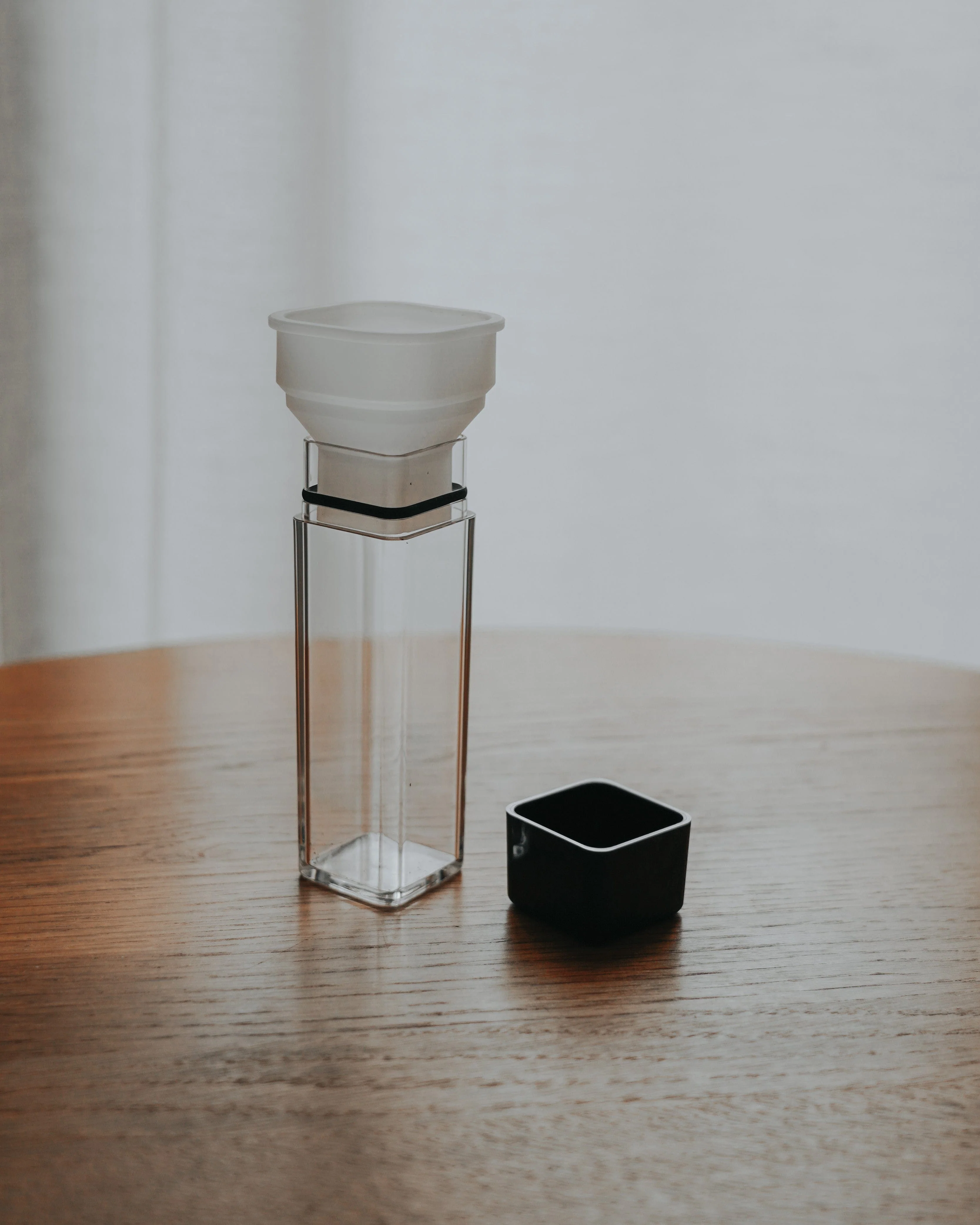 Normcore / 12 TUBES COFFEE BEAN CELLARS WITH STAND - Image 7